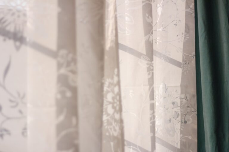 The Ultimate Guide to Curtain Fabrics and Styles